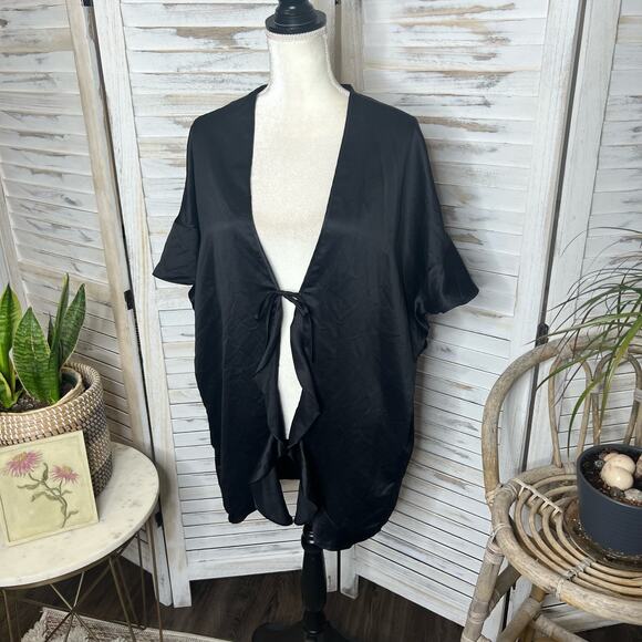 VICTORIA'S SECRET Women's Satin Robe Pajama Top Black NWT One Size Ruffle Sexy - Picture 5 of 12